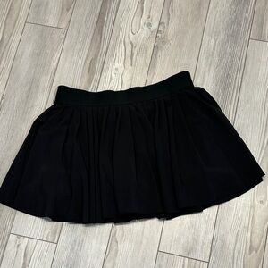 TNA Black Pleated Skort Size Large (12) Preowned